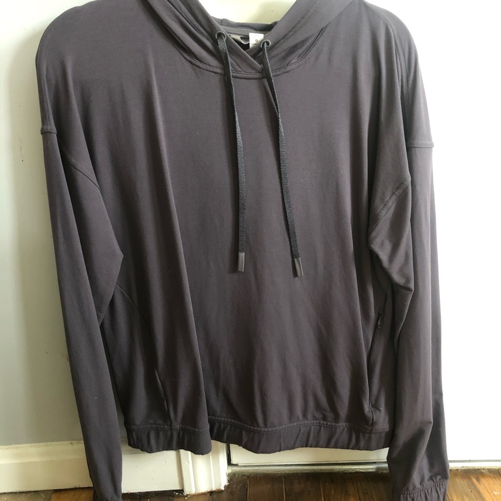 Lulu lemon sweatshirt
